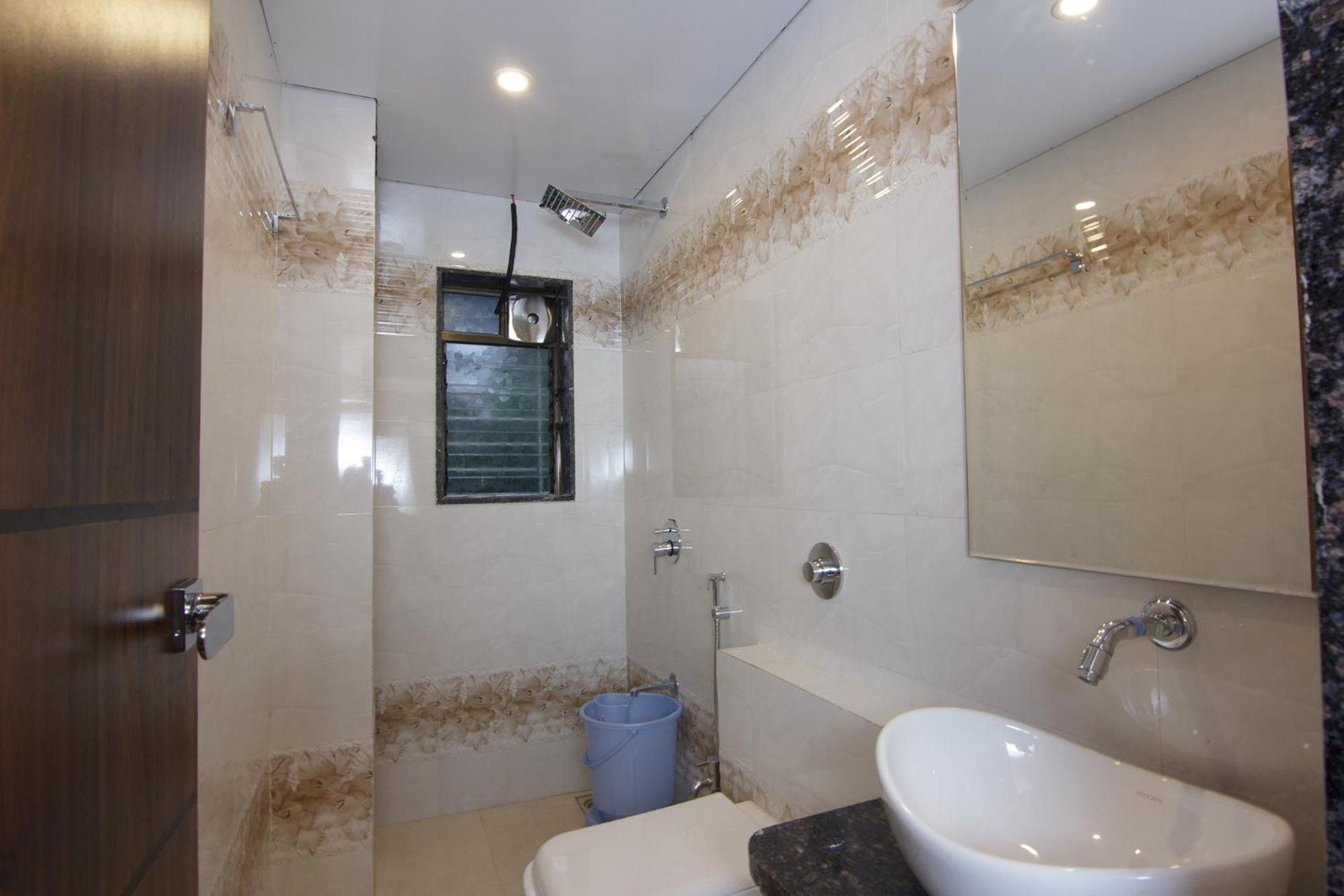 Strand Resort Lonavala Ngoại thất bức ảnh